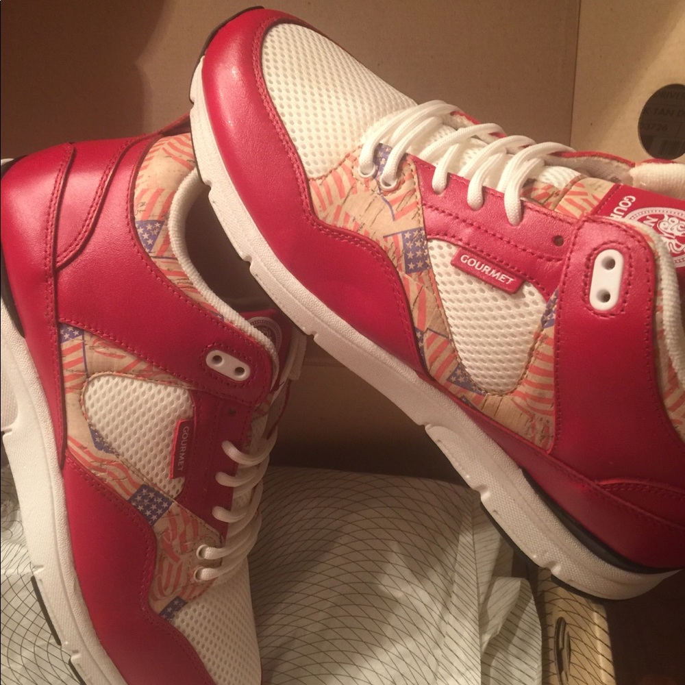 Gourmet size 8.5 Brand New in box